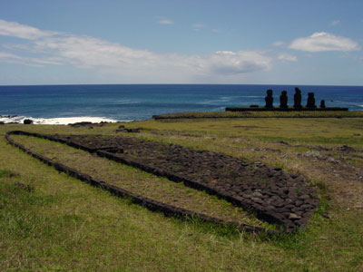 Easter Island, 2001