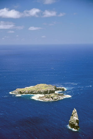 Easter Island, 2001